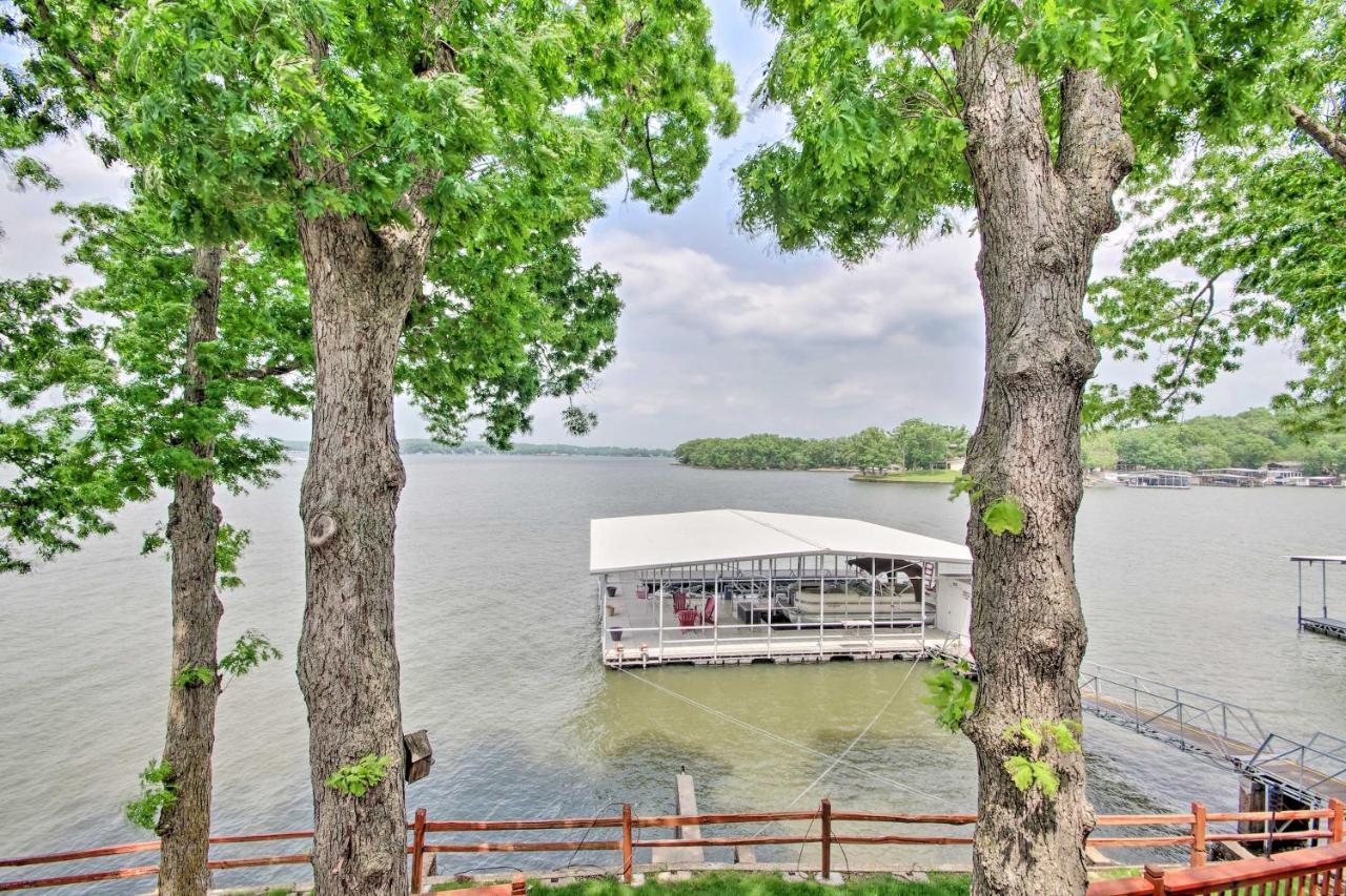 Waterfront Lake Ozark Home With Private Dock! 外观 照片